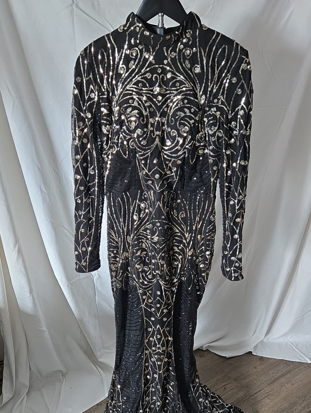 Black and Gold Sequined Long Sleeve Evening Dress